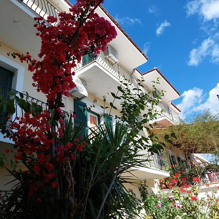 Ammousa Hotel Apartments Lixouri Esterno foto