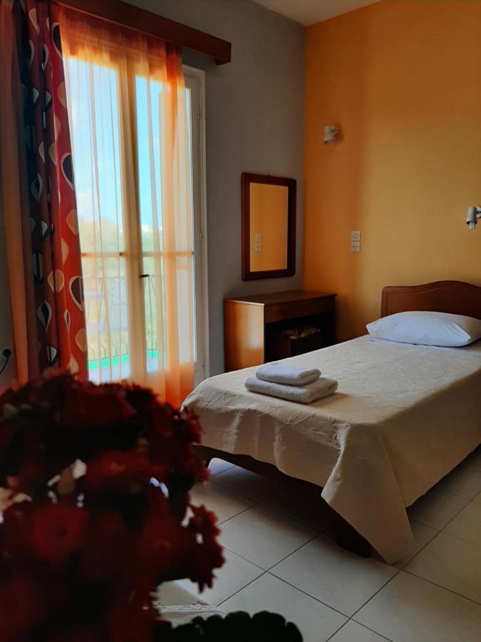 Ammousa Hotel Apartments Lixouri Esterno foto