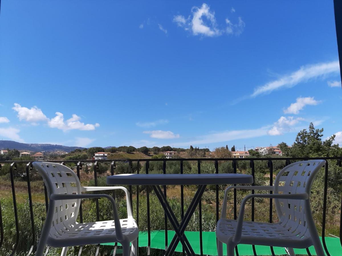 Ammousa Hotel Apartments Lixouri Esterno foto