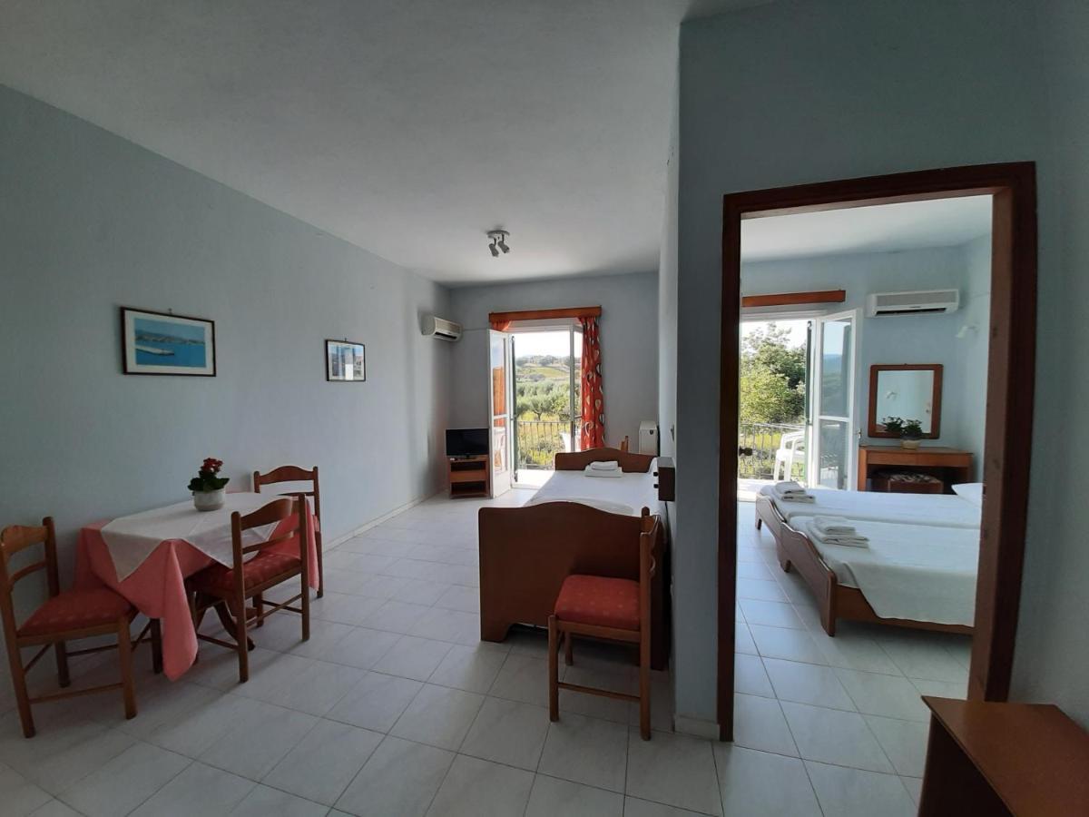 Ammousa Hotel Apartments Lixouri Esterno foto