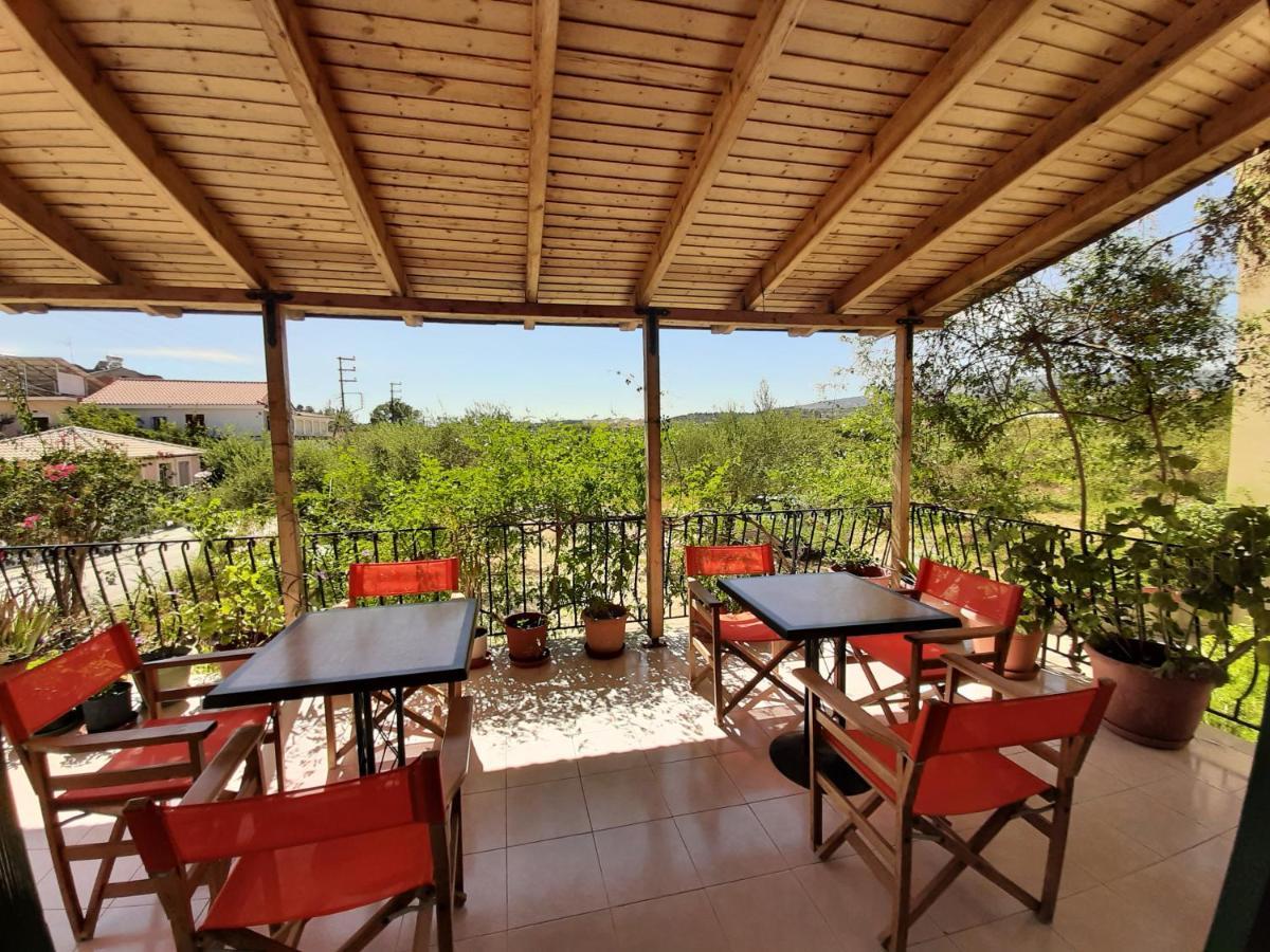 Ammousa Hotel Apartments Lixouri Esterno foto
