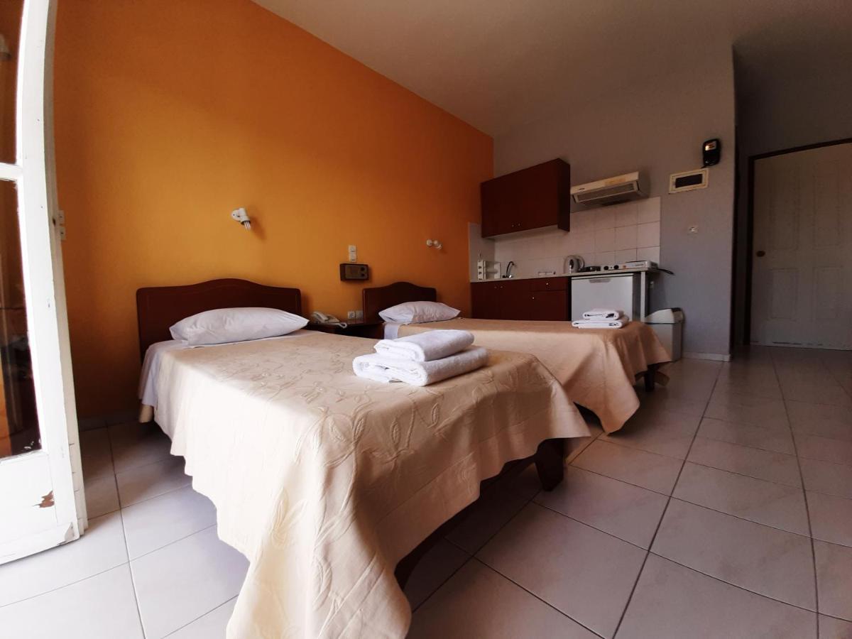 Ammousa Hotel Apartments Lixouri Esterno foto
