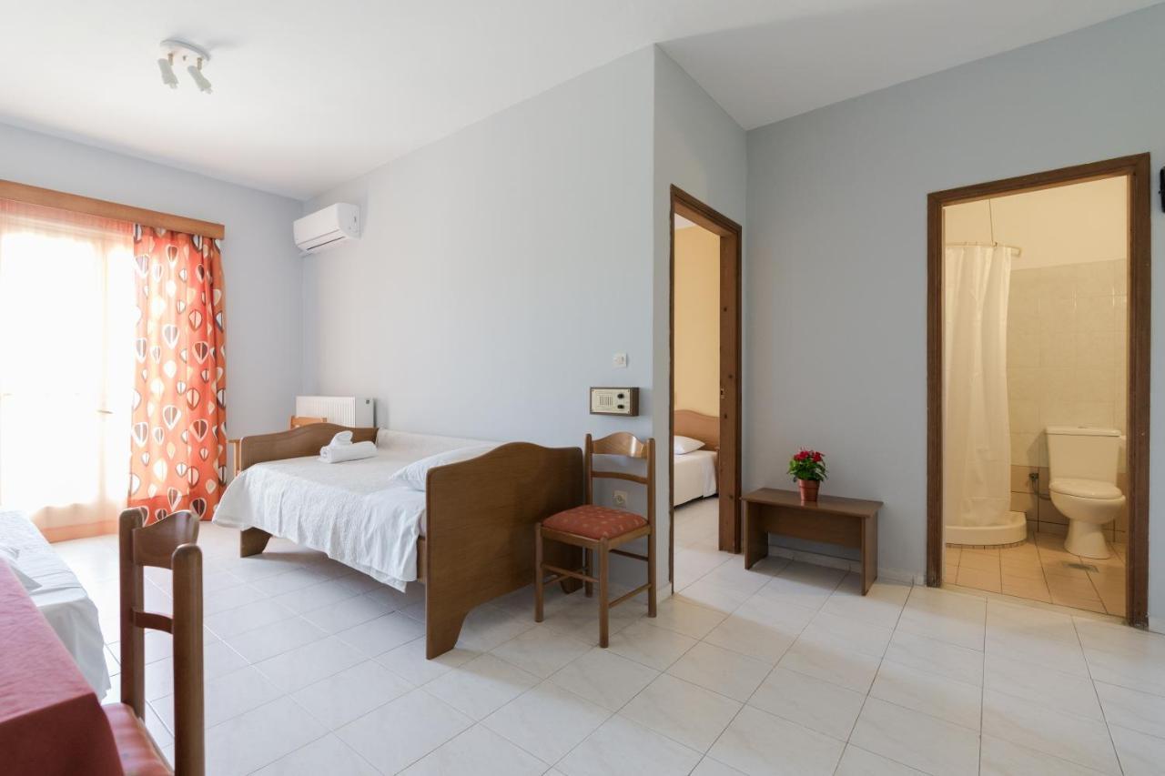 Ammousa Hotel Apartments Lixouri Esterno foto