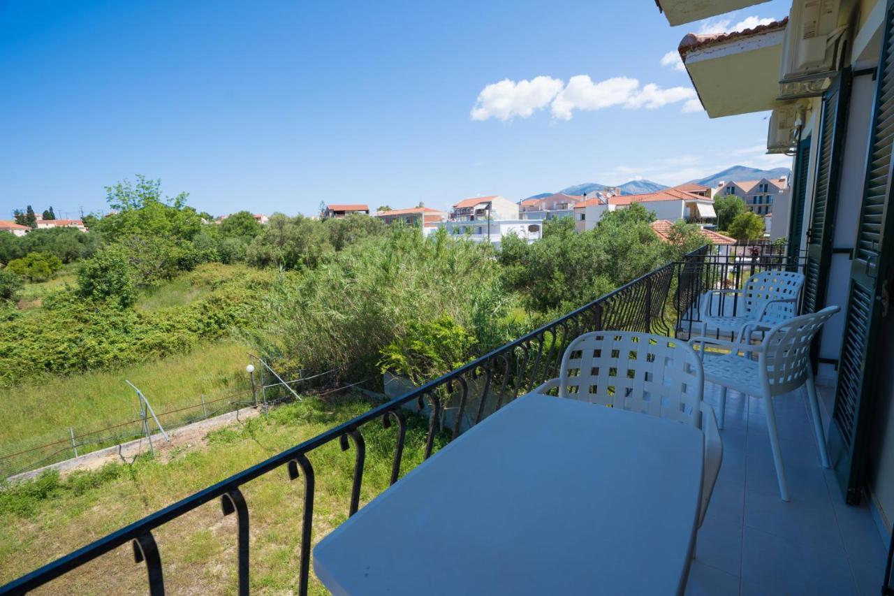 Ammousa Hotel Apartments Lixouri Esterno foto