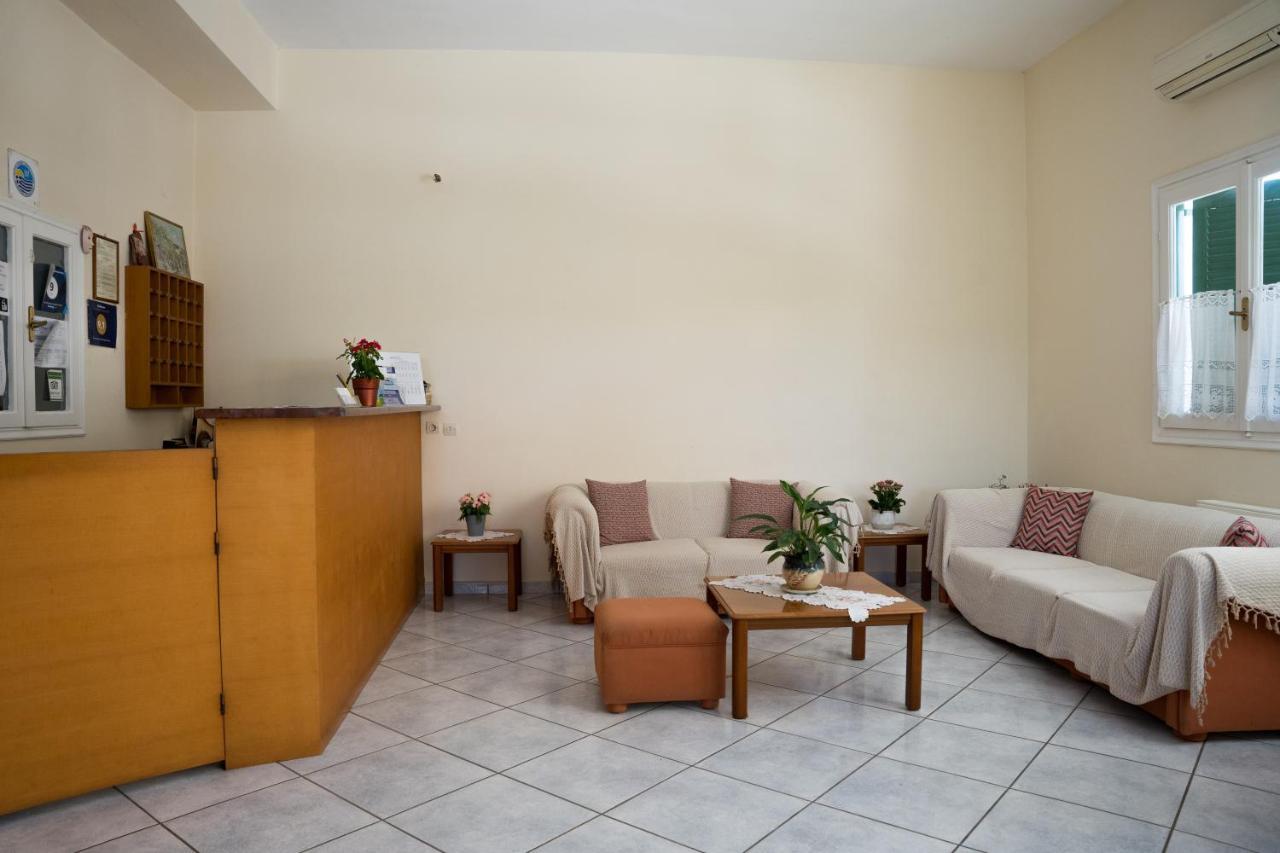Ammousa Hotel Apartments Lixouri Esterno foto